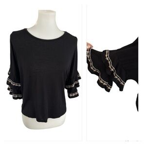 Apt 9 ruffle sleeve rayon top